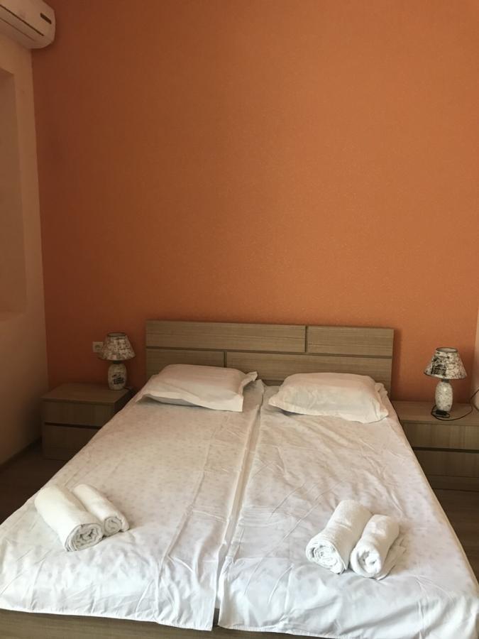 Kmg Hotel Khashuri Екстер'єр фото